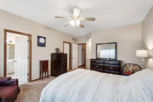14650 Bloomfield Path, Rosemount, MN 55068