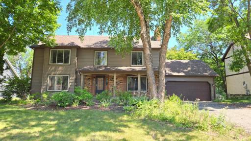 3233 Churchill Court, Woodbury, MN 55125