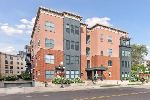 445 Wacouta Street - Spacecrafting - 0003.jpg