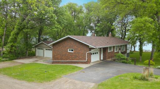 6991 100th Avenue SE, Clear Lake, MN 55319