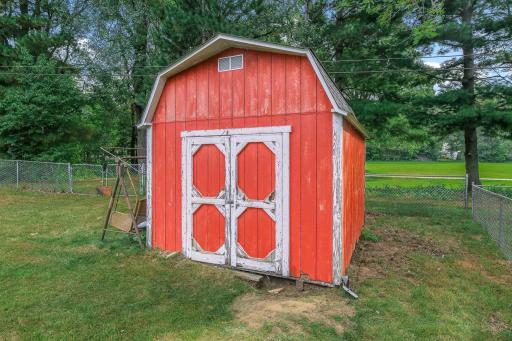 22 Center Road, Circle Pines, MN 55014