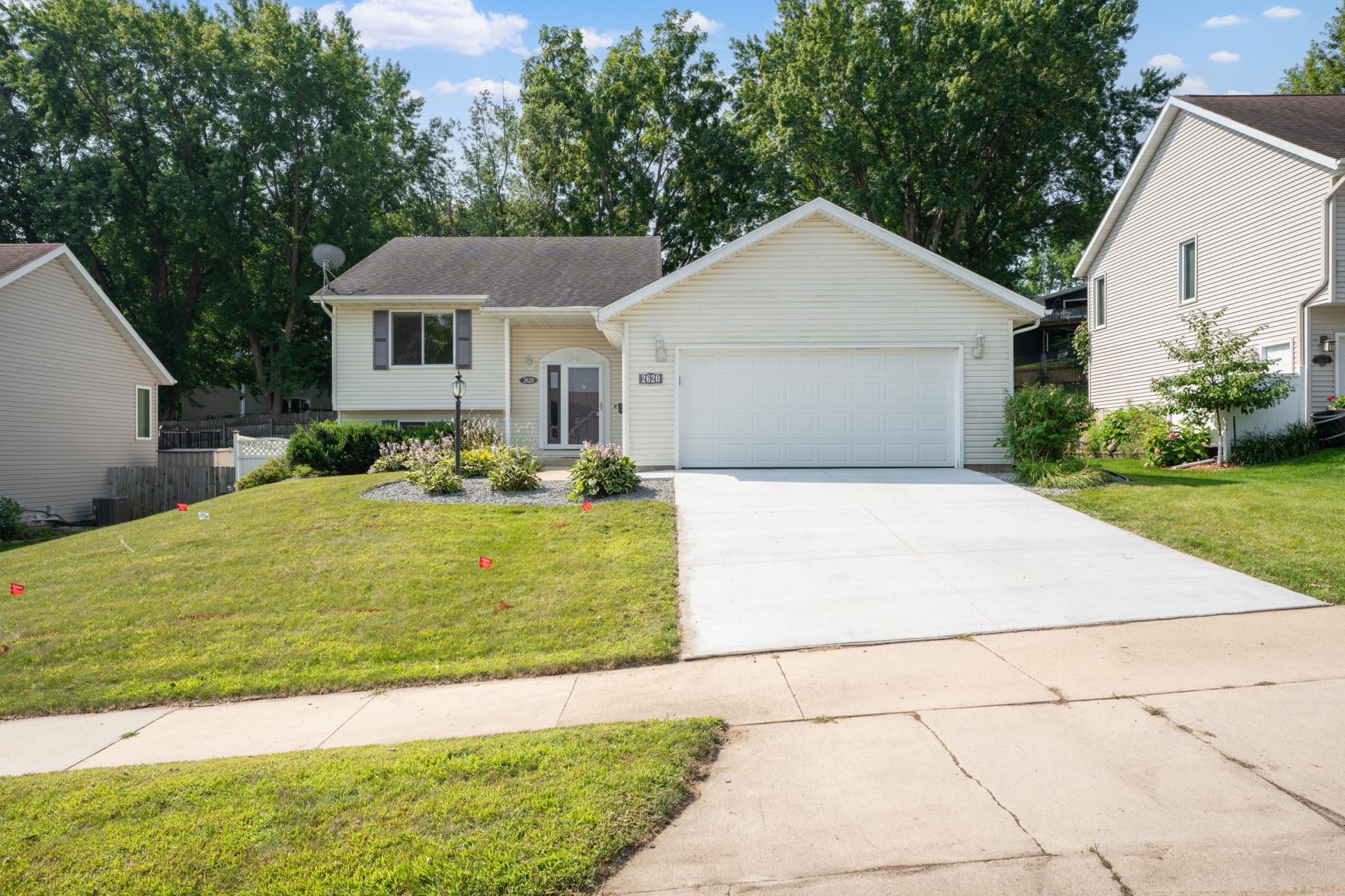 Property photo for 2620 59th Street NW, Rochester, MN 55901