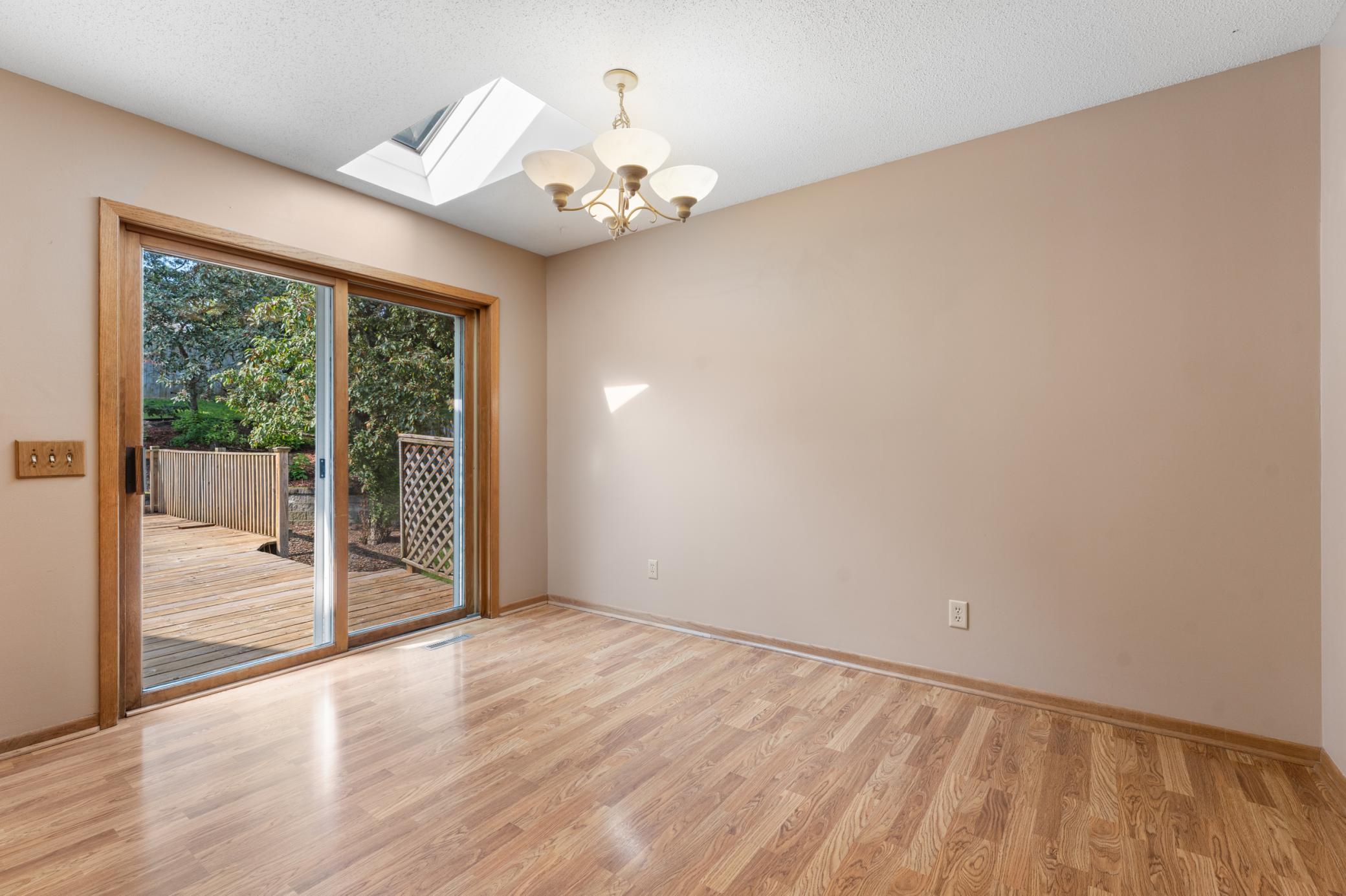12x10 dining room
