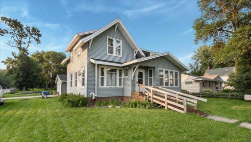 1224 Becker Avenue SW, Willmar, MN 56201