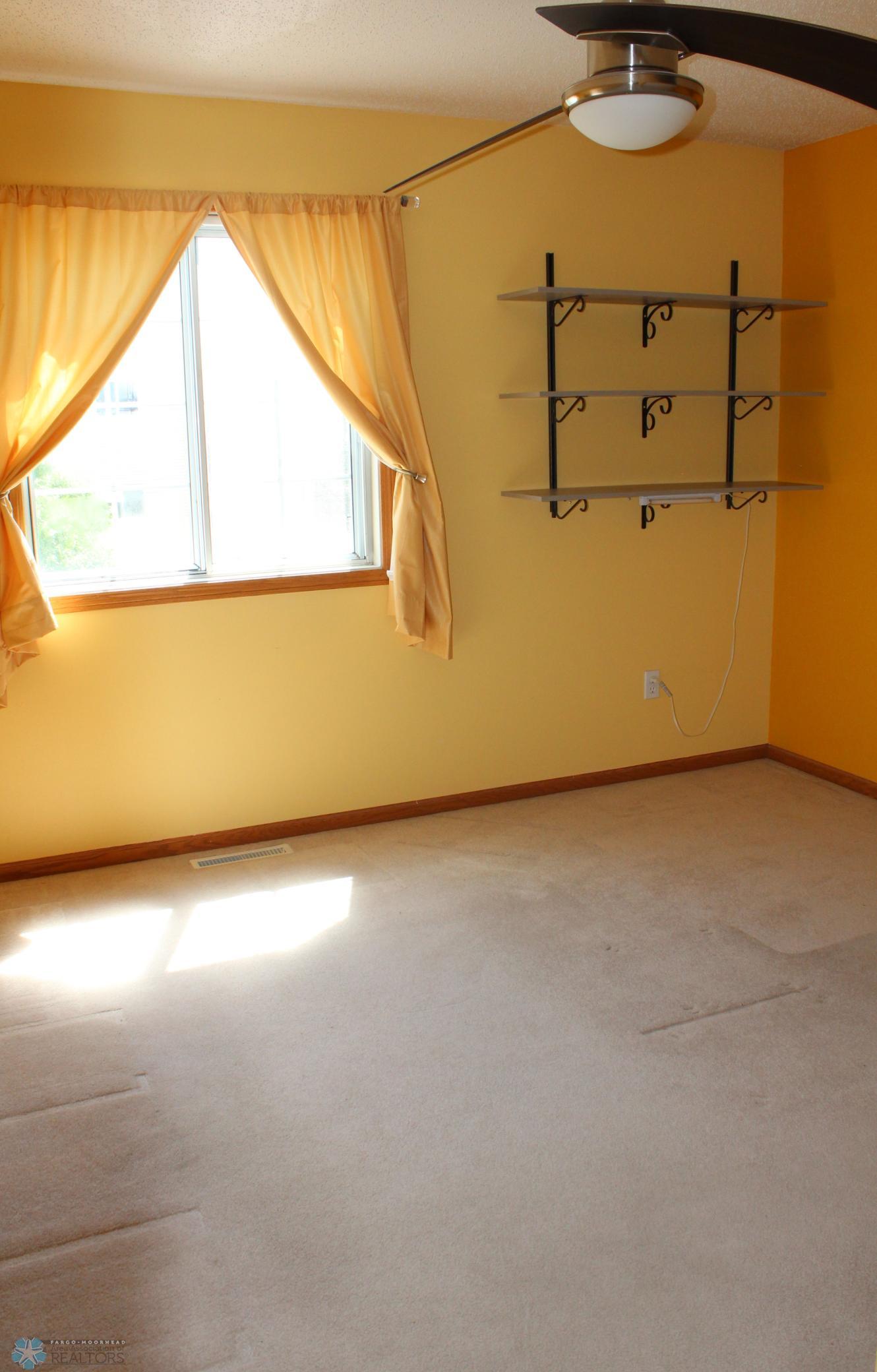 Upper bedroom 2-empty
