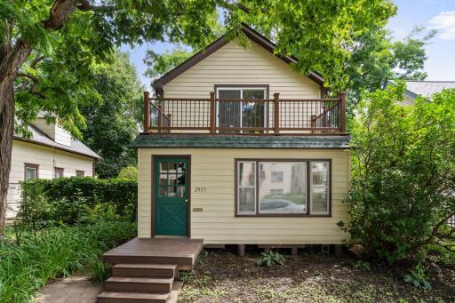 2933 30th Avenue S, Minneapolis, MN 55406