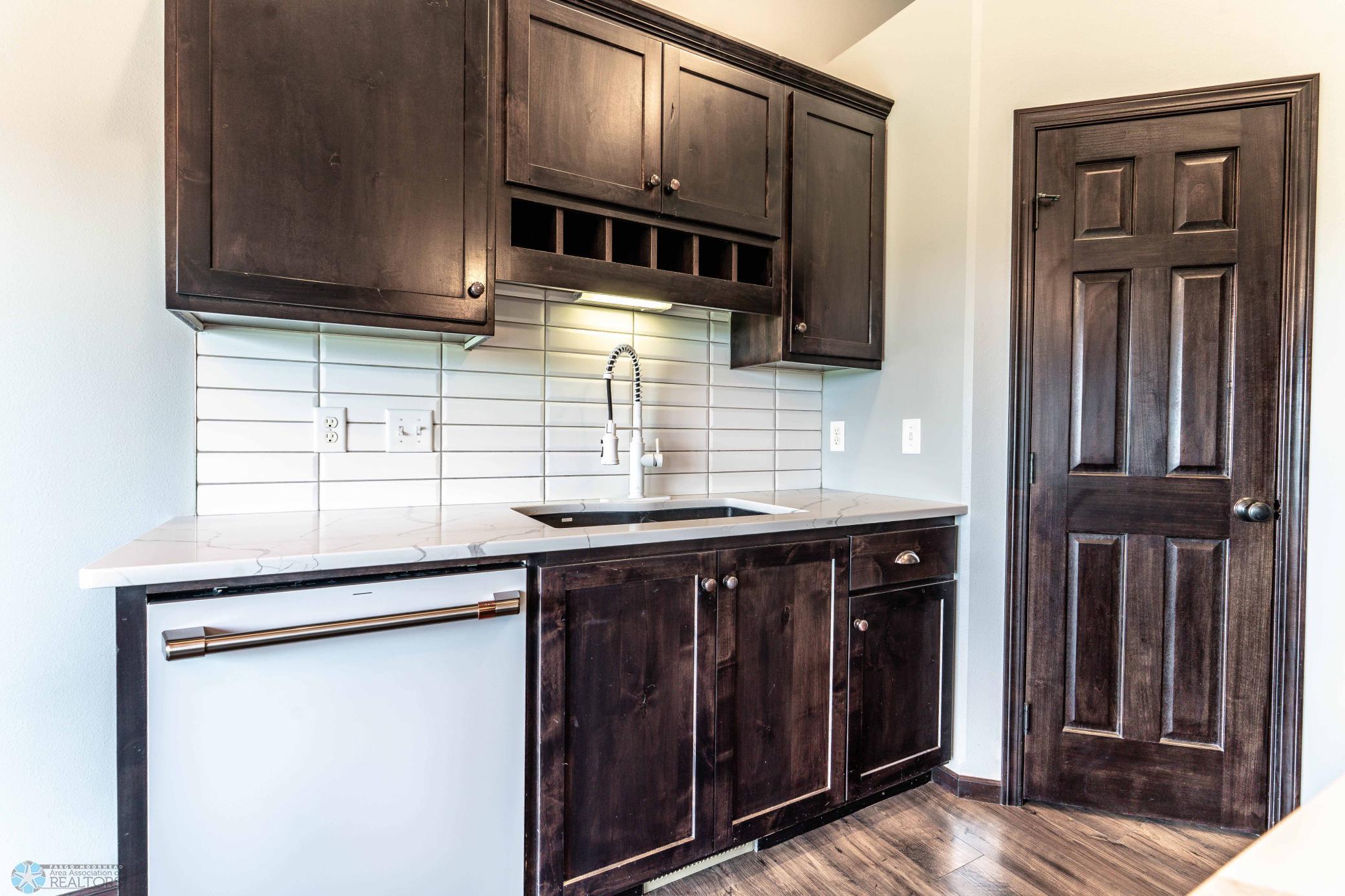Fantastic Subway Tile Backsplash