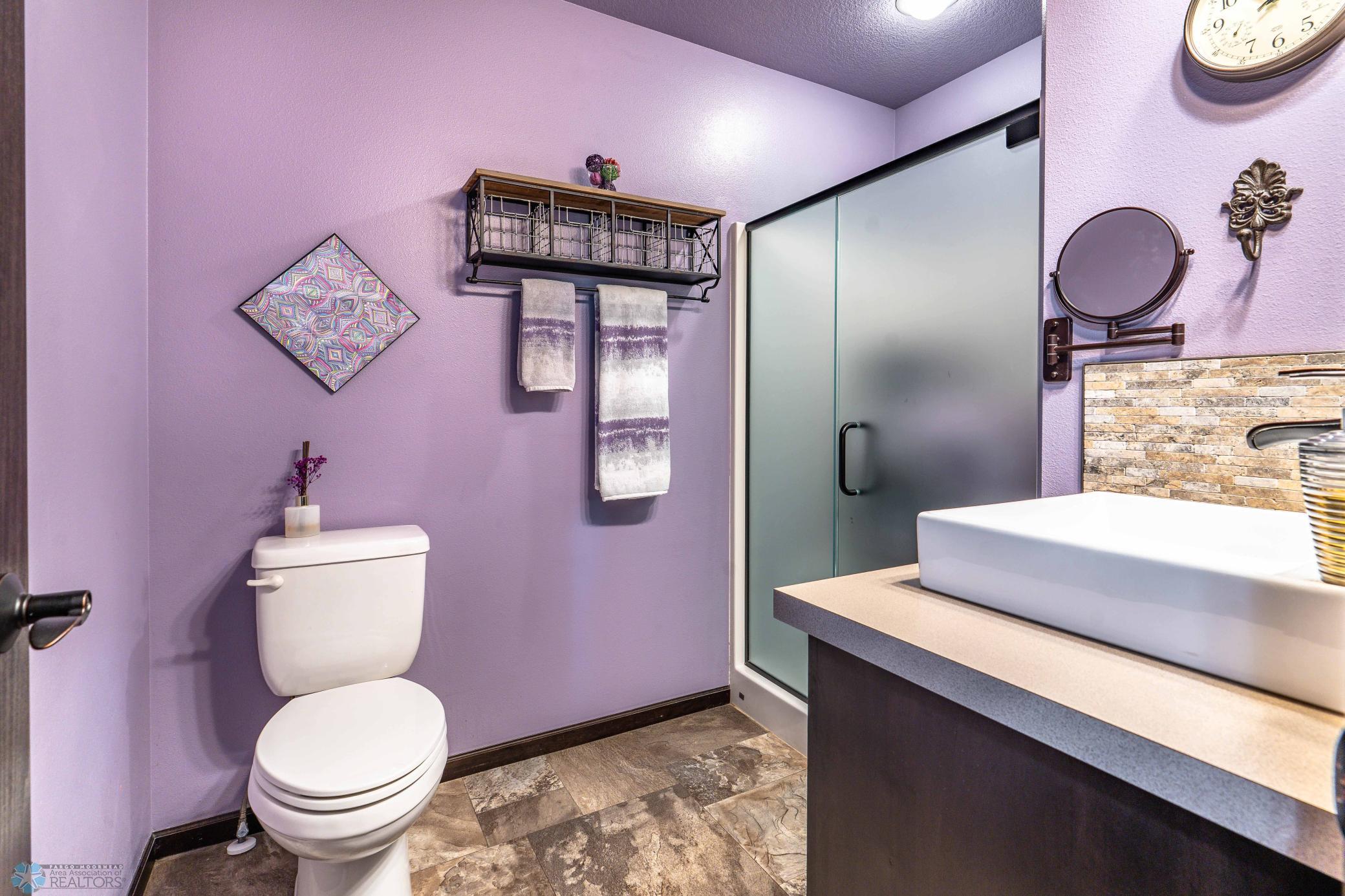 Private Suite Bathroom
