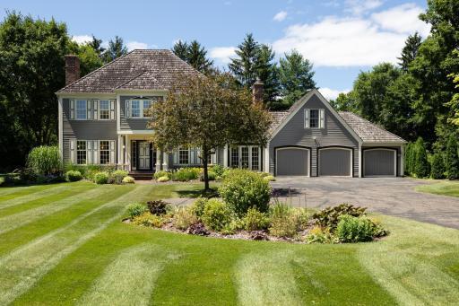 9 Larkspur Lane, Saint Paul, MN 55127