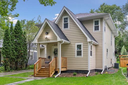 604 Morgan Avenue S, Minneapolis, MN 55405