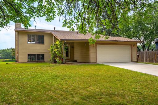 11343 Edgewood Avenue N, Champlin, MN 55316