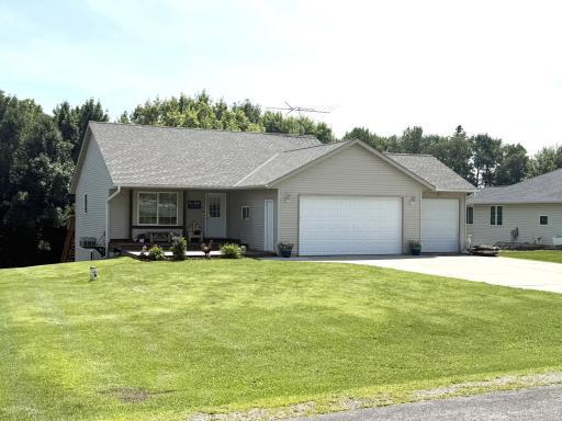72537 237th Street, Dassel, MN 55325