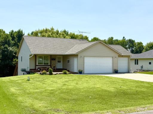 72537 237th Street, Dassel, MN 55325
