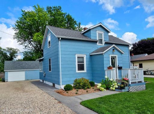 215 8th Avenue SW, Pipestone, MN 56164