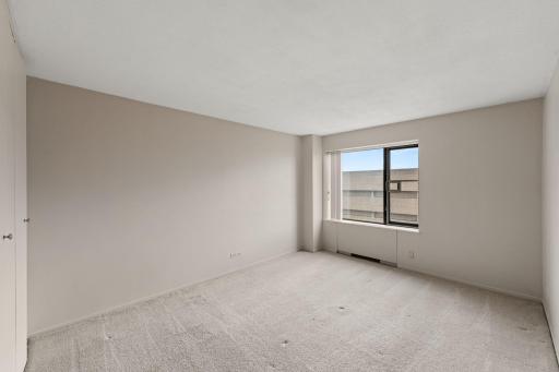19 S 1st Street, B904, Minneapolis, MN 55401