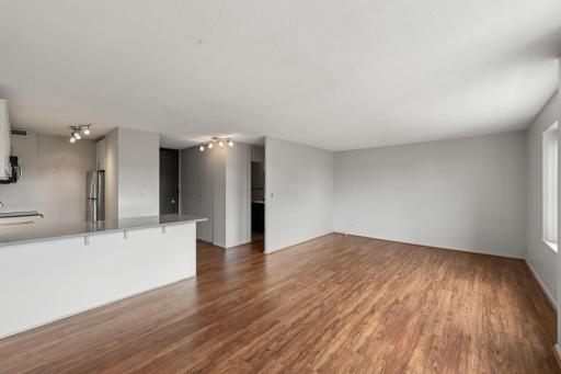 19 S 1st Street, B904, Minneapolis, MN 55401