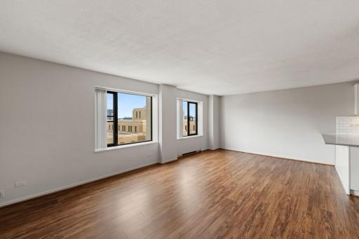 19 S 1st Street, B904, Minneapolis, MN 55401