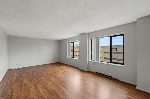 19 S 1st Street, B904, Minneapolis, MN 55401
