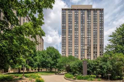 19 S 1st Street, B904, Minneapolis, MN 55401