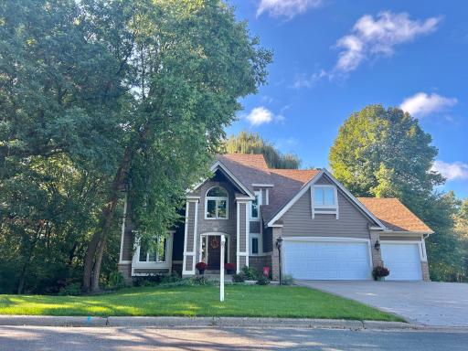 Nice 2 story home on heavily wooded walkout lot in Summit Oaks. One of the best values in the neighborhood in the last 3 years.