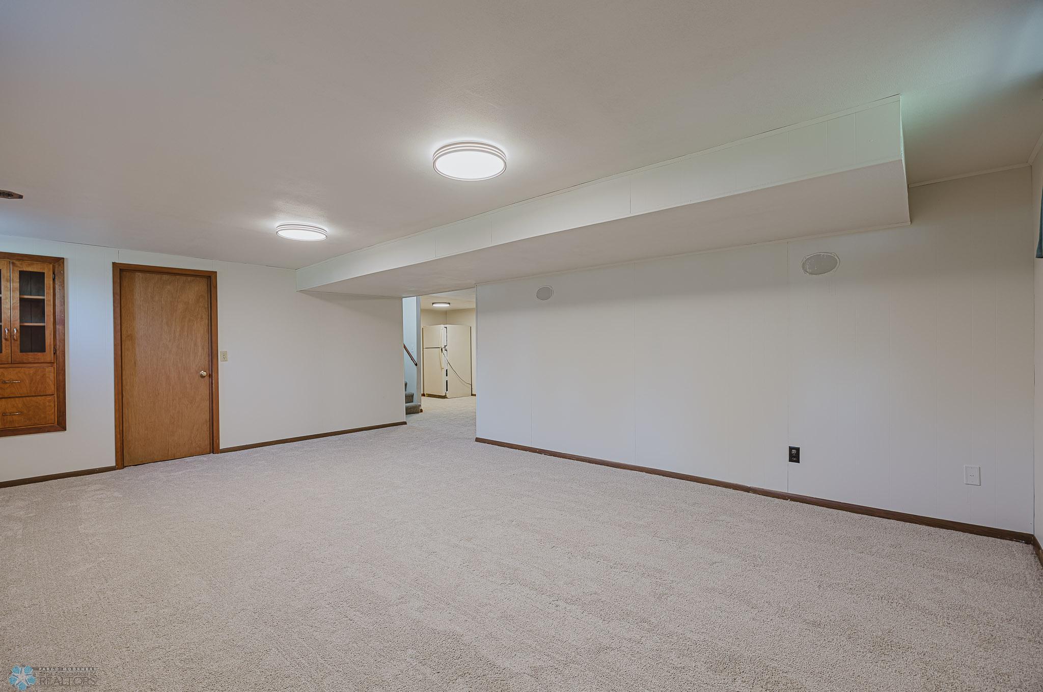 1612 52 1-2 ave n, moorhead-23.jpg