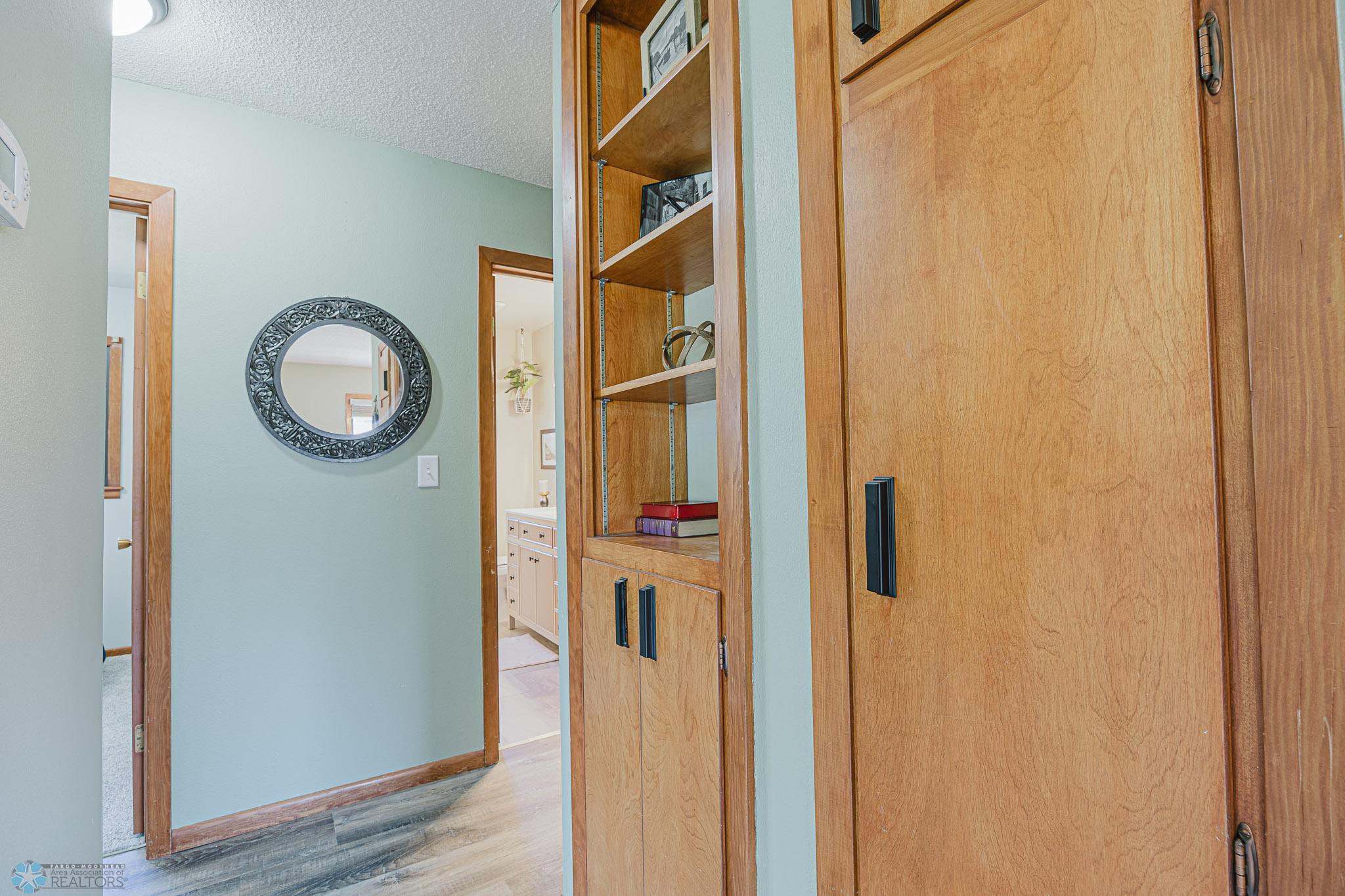 1612 52 1-2 ave n, moorhead-4.jpg