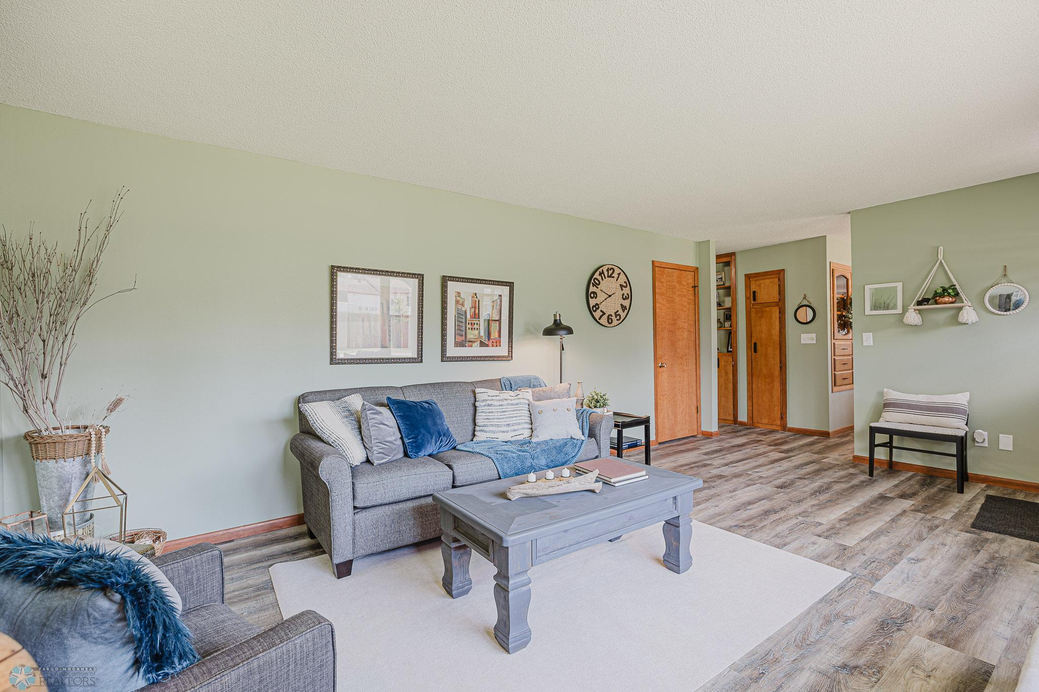 1612 52 1-2 ave n, moorhead-3.jpg