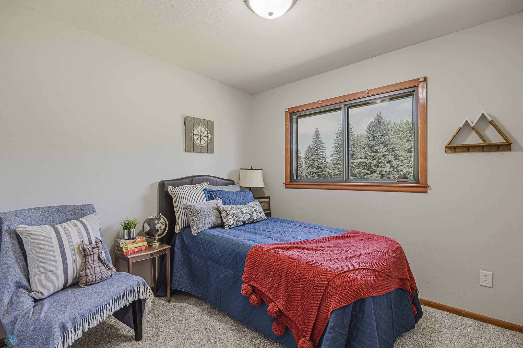 1612 52 1-2 ave n, moorhead-18.jpg