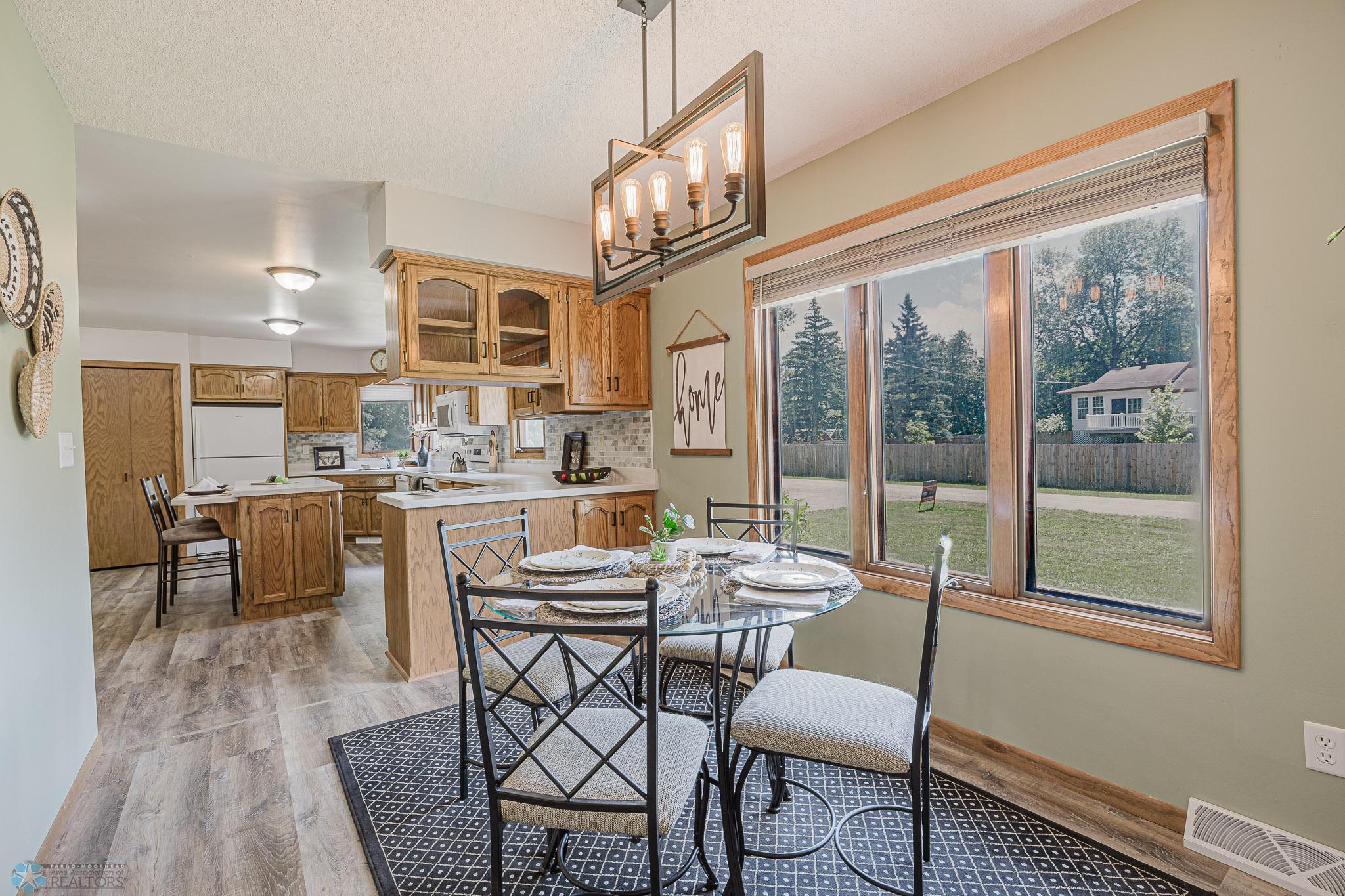 1612 52 1-2 ave n, moorhead-5.jpg