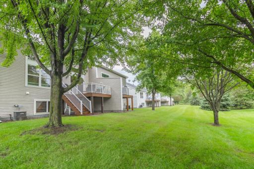 10672 Ironwood Court, Woodbury, MN 55129