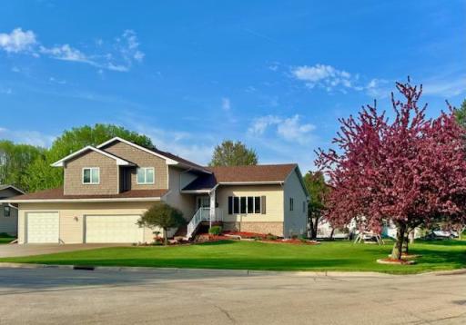 707 26th Street SW, Austin, MN 55912