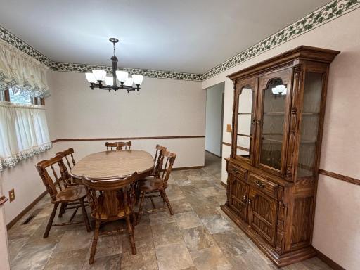 722 Kendall Avenue S, Thief River Falls, MN 56701