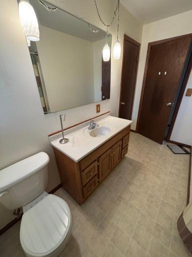 722 Kendall Avenue S, Thief River Falls, MN 56701