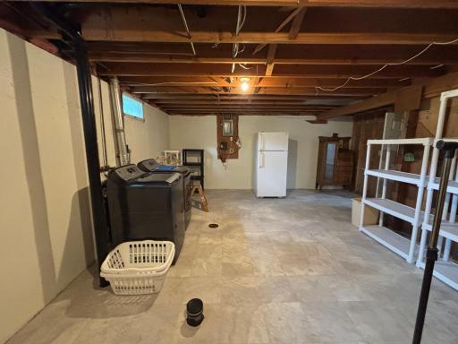 722 Kendall Avenue S, Thief River Falls, MN 56701