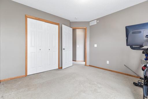 8320 Emery Parkway N, Champlin, MN 55316