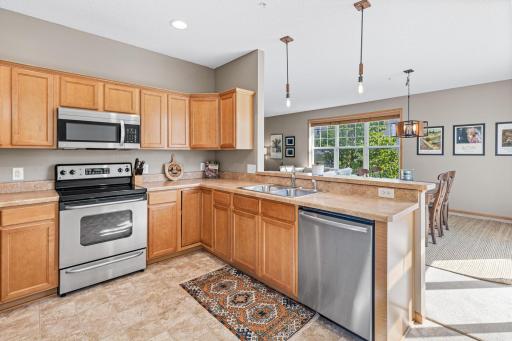 8320 Emery Parkway N, Champlin, MN 55316