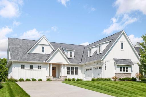 19459 Iteri Avenue, Lakeville, MN 55044