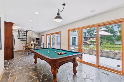341 Westwood Drive N, Minneapolis, MN 55422