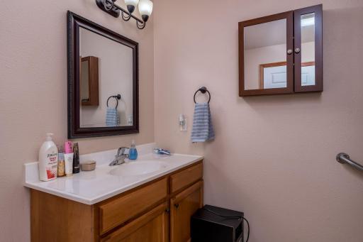 108 Palmer Path, Mankato, MN 56001