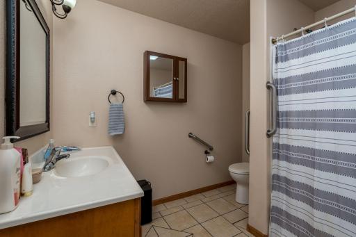 108 Palmer Path, Mankato, MN 56001