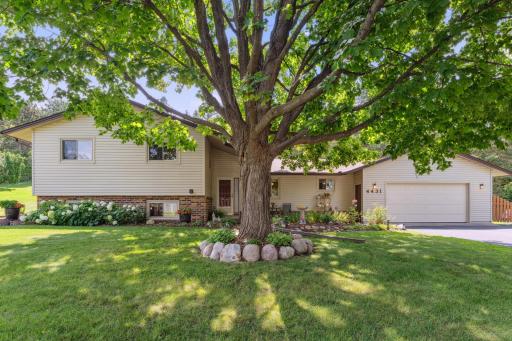 4431 Independence Avenue N, Minneapolis, MN 55428
