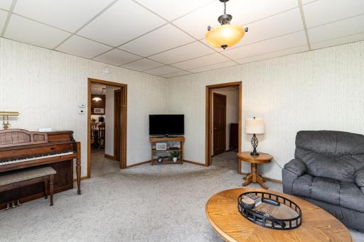 27150 Aberdeen Avenue, New Prague, MN 56071