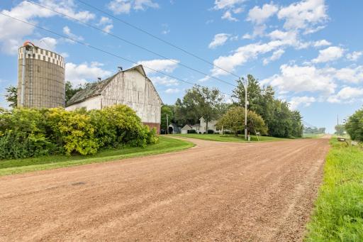 27150 Aberdeen Avenue, New Prague, MN 56071