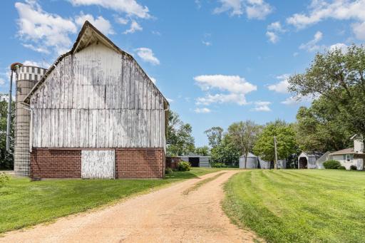 27150 Aberdeen Avenue, New Prague, MN 56071