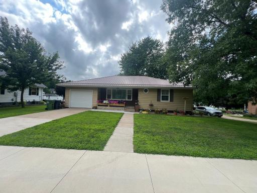 623 Maine Avenue, Adrian, MN 56110