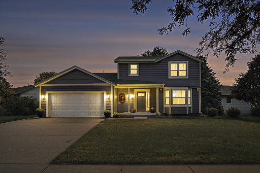 8515 Jorgensen Avenue S, Cottage Grove, MN 55016