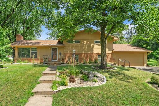 Fresh paint + professionally landscape and design. Yes please!