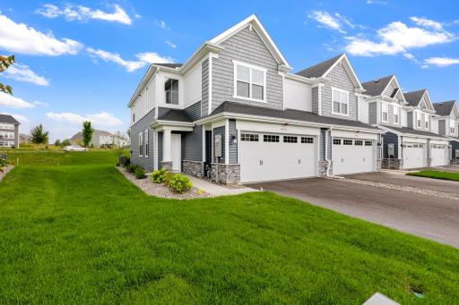 9385 4th Street N, Lake Elmo, MN 55042