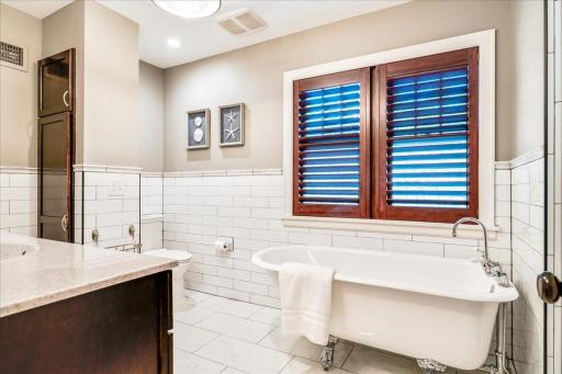 5105 Drew Avenue S, Minneapolis, MN 55410