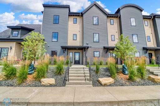 4162 Arthur Drive S, Fargo, ND 58104